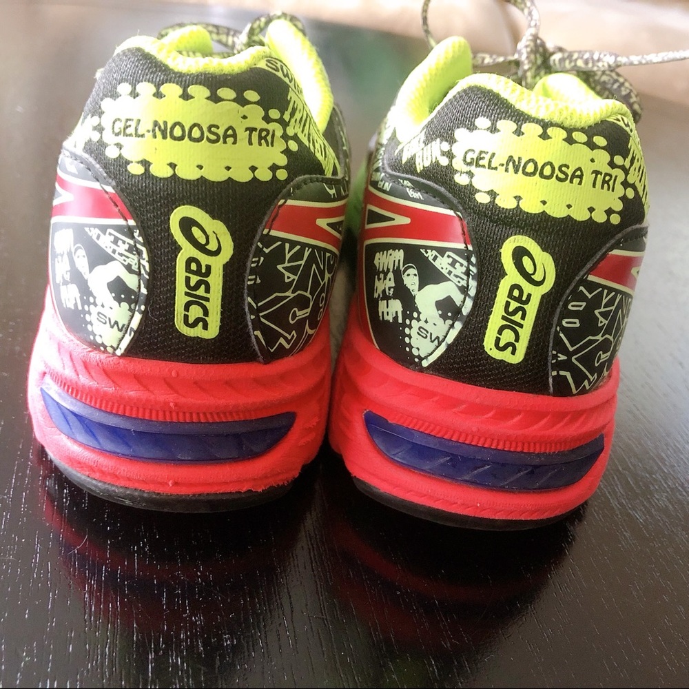 Size 7 rainbow ASICS - Picture 4 of 4